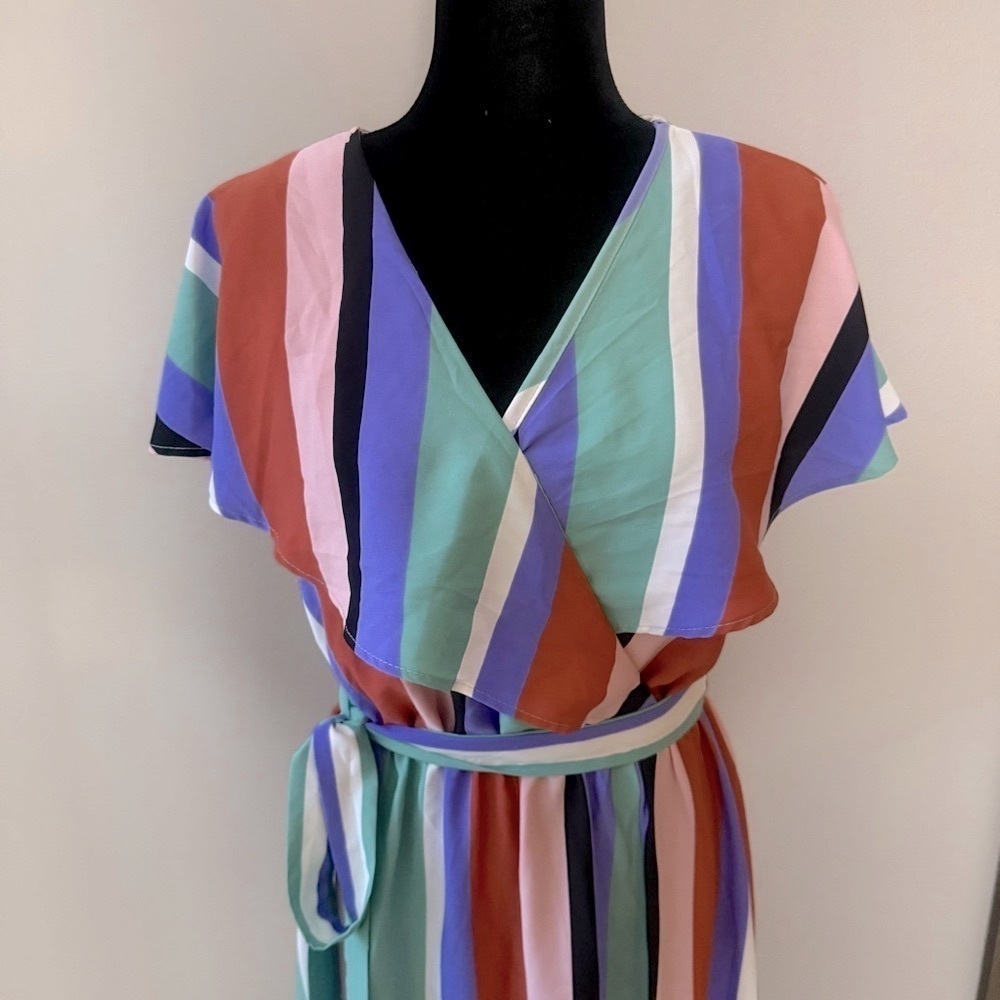 Vici striped long maxi dress size large - Picture 4 of 9